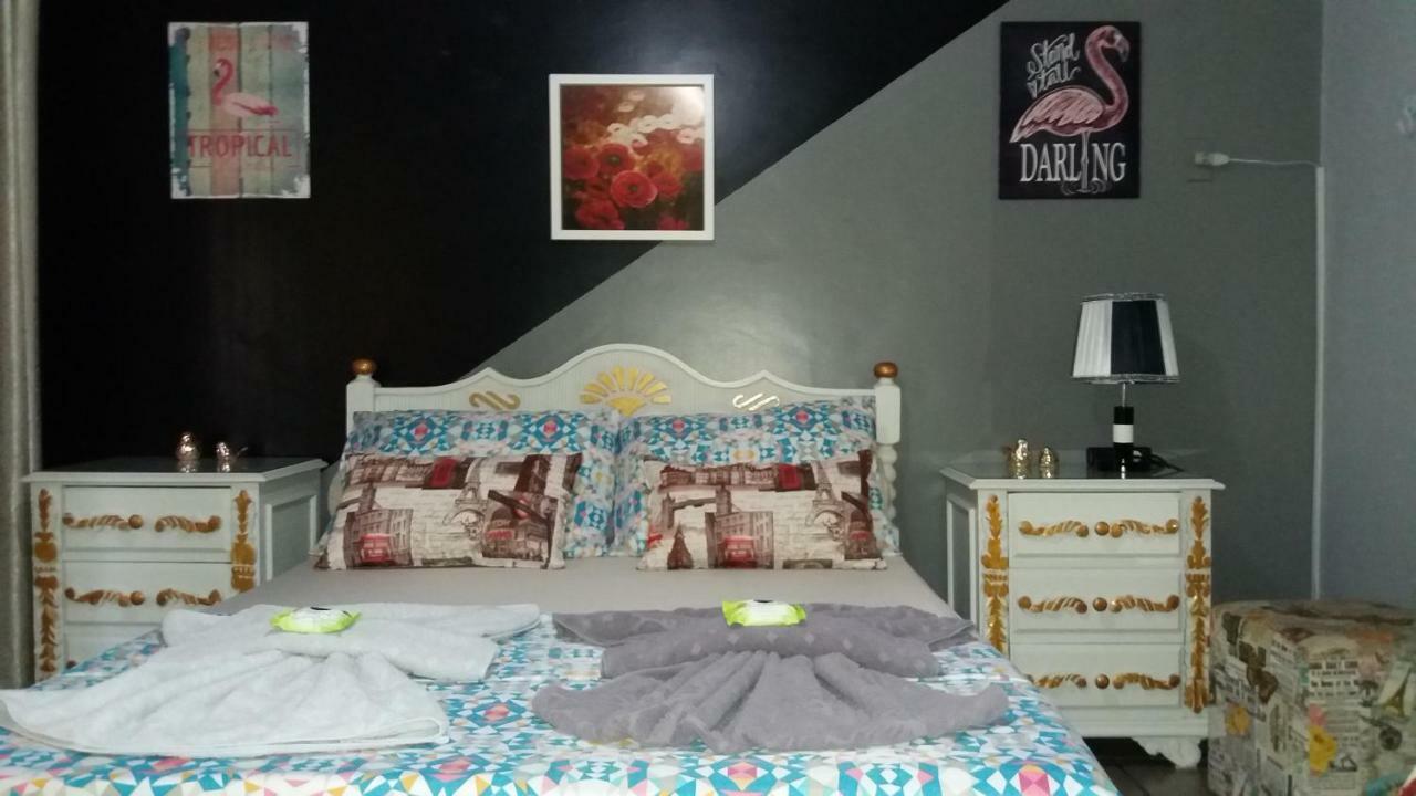 Suite Fiore Ponta Verde Homestay